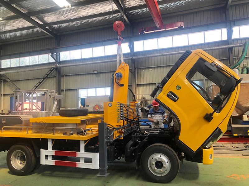 高空作業(yè)車工程車輛